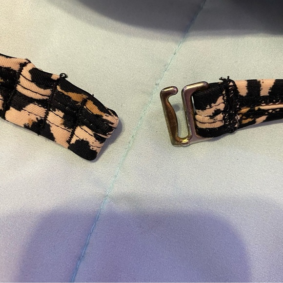 leopard animal print bikini top EUC - Picture 3 of 4